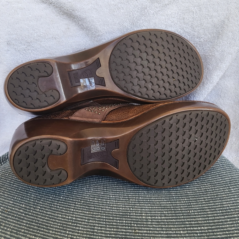 Ariat clogs - Picture 5 of 8